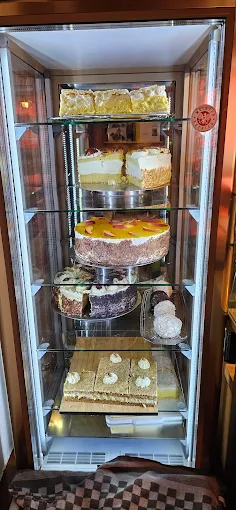 Hausgemachte Torte aus der Lisi Backstube